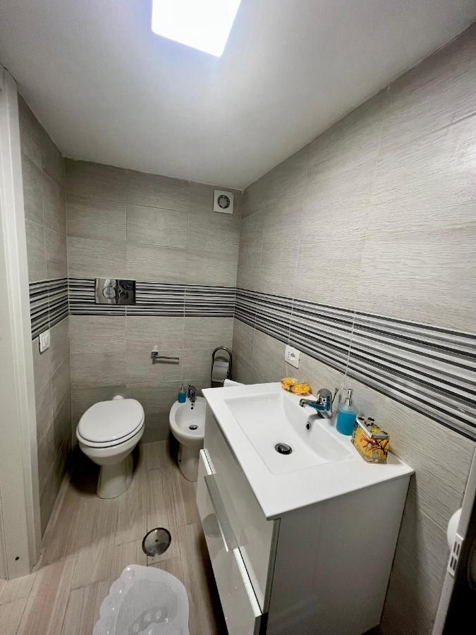 Casa Vacanza Rosa نابولي المظهر الخارجي الصورة